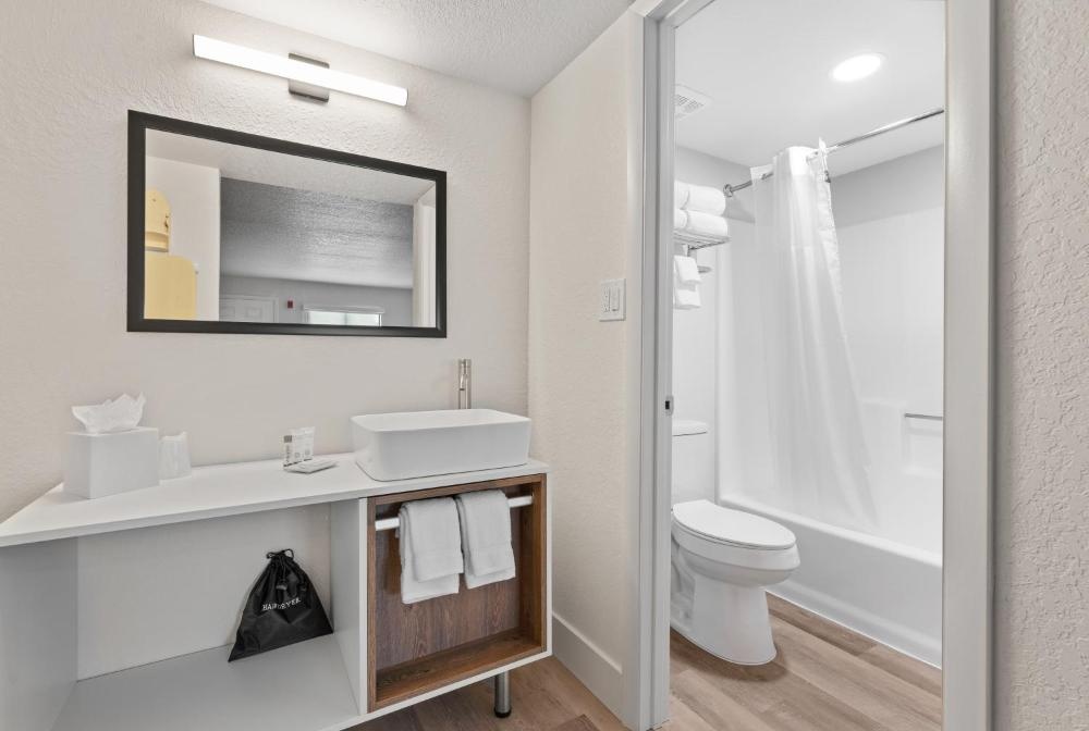 Developer Inn Highway, A Howard Johnson by Wyndham